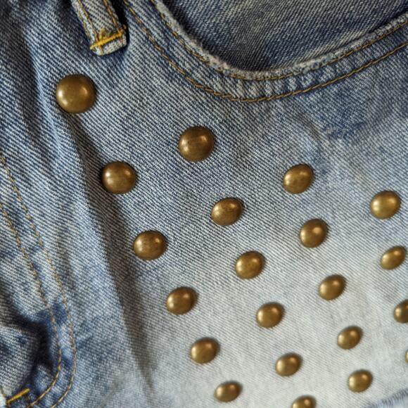 Free People Grommet Distressed Cutoff Denim Shorts sz W 28 - Picture 3 of 6